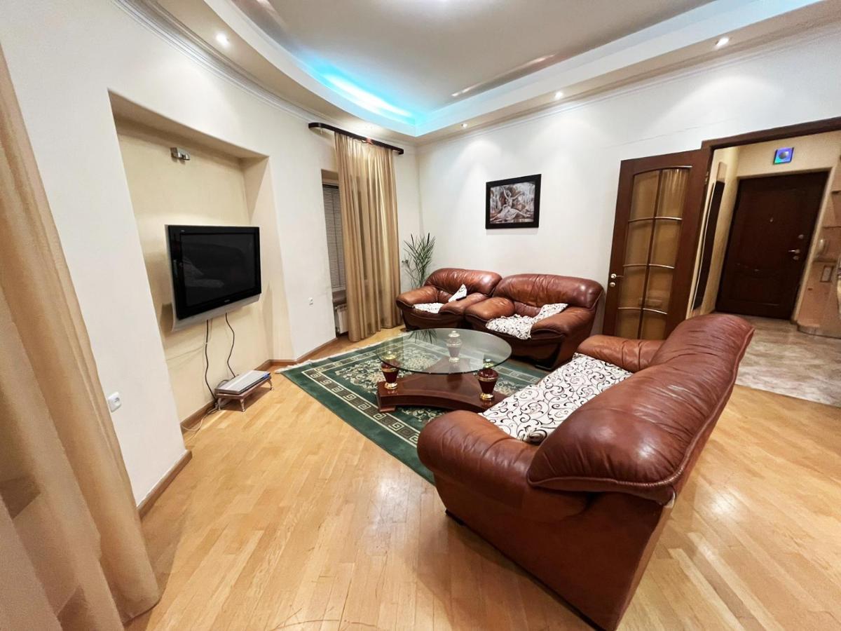 Amigo Guest House Yerevan Exterior photo