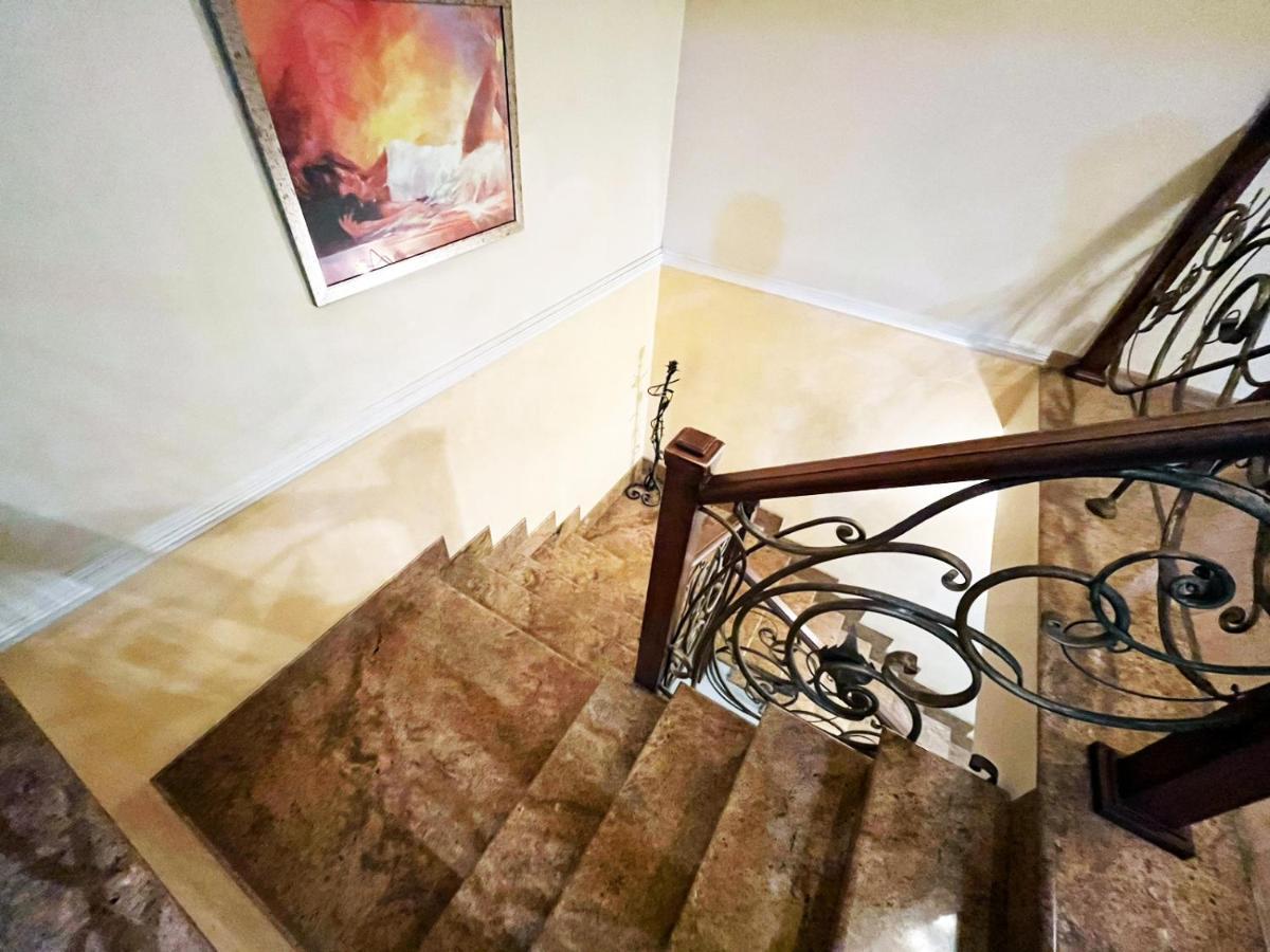 Amigo Guest House Yerevan Exterior photo